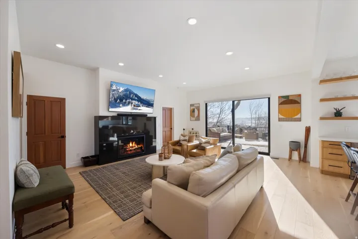 5823 E Elkhorn Dr, Eden, Utah 84310