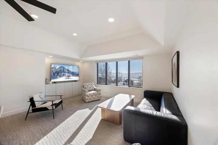 Second Level Family Room