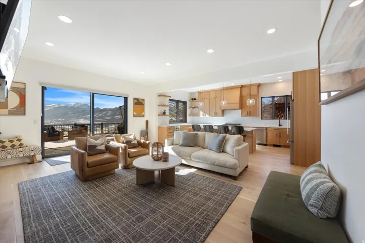5823 E Elkhorn Dr, Eden, Utah 84310