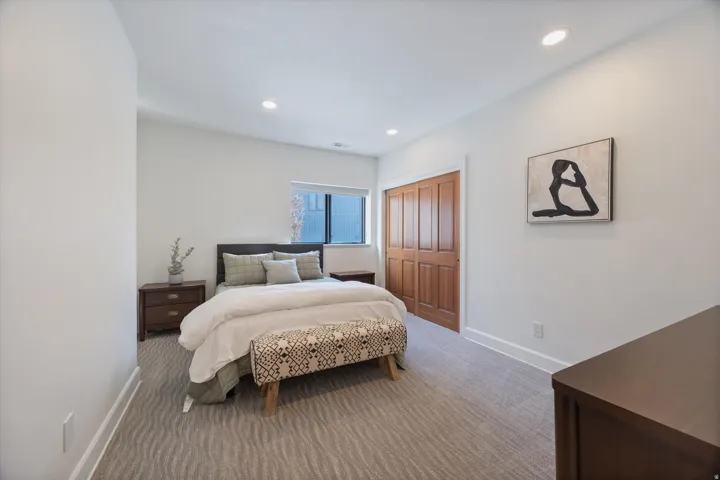 5823 E Elkhorn Dr, Eden, Utah 84310