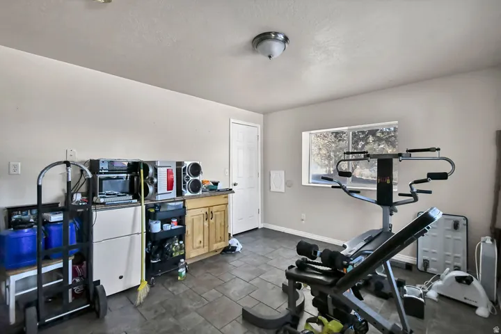 Workout room with baseboards