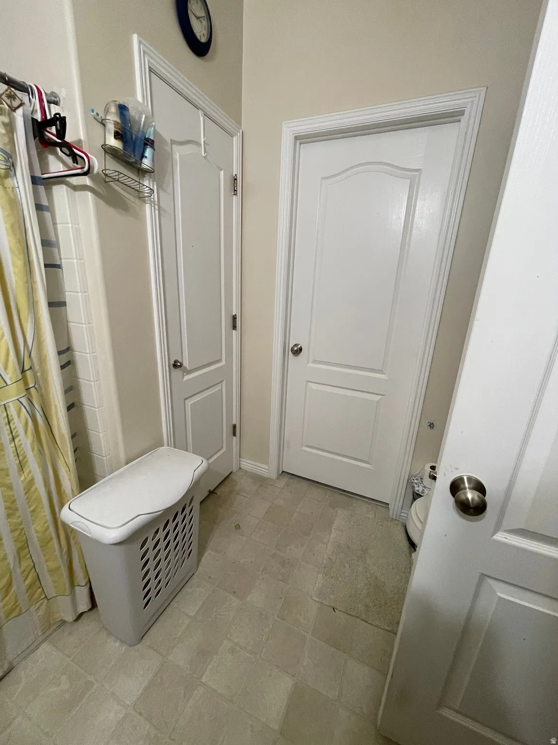 Mudroom featuring baseboards