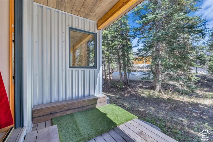 Private primary suite covered deck