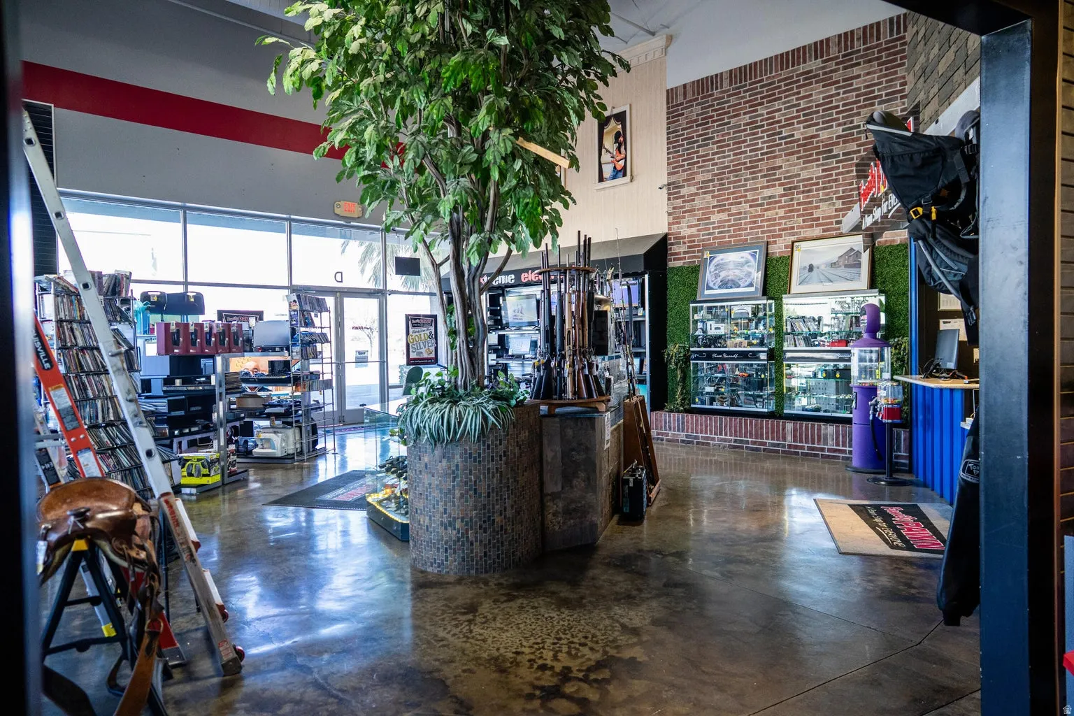 Building lobby featuring a high ceiling