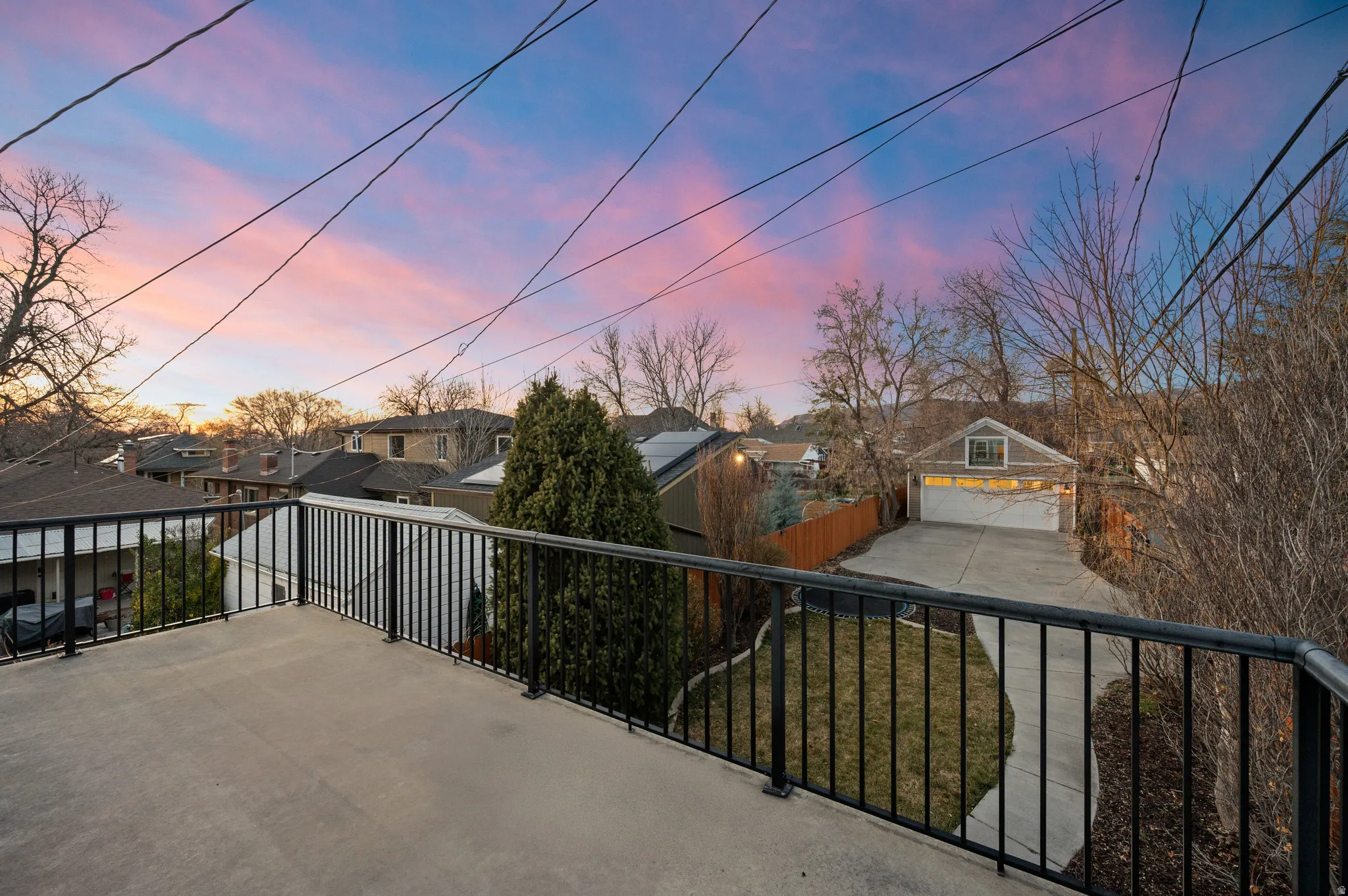 Balcony featuring a residential view