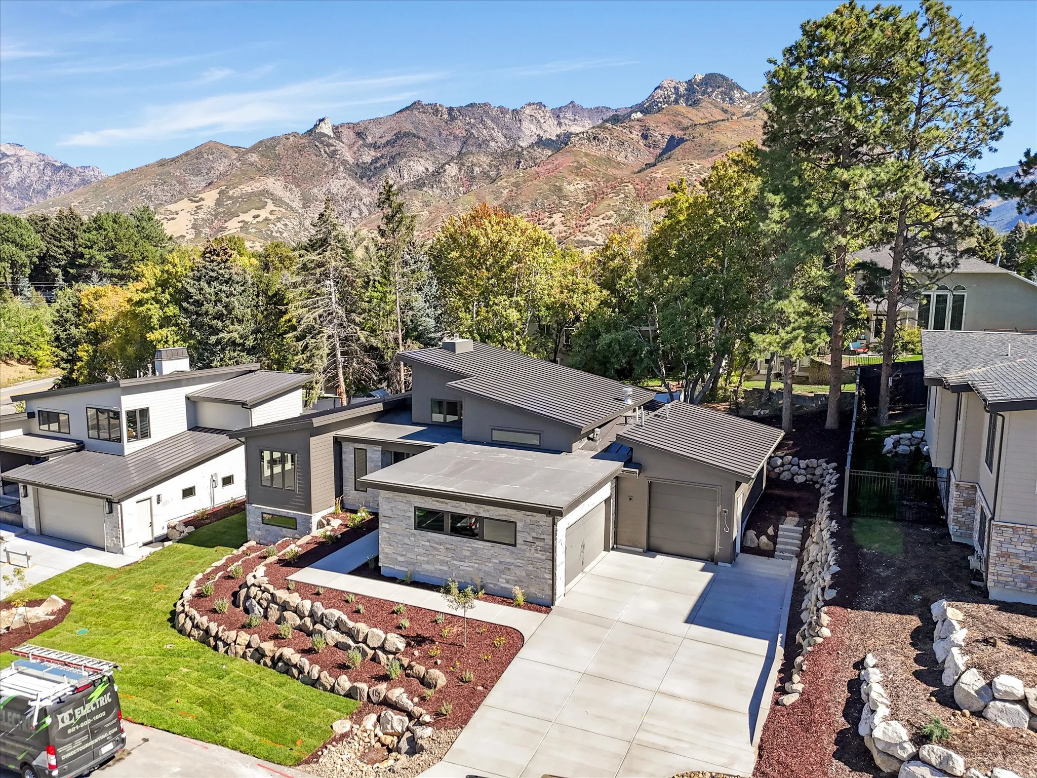 Bird's eye view of a mountain backdrop