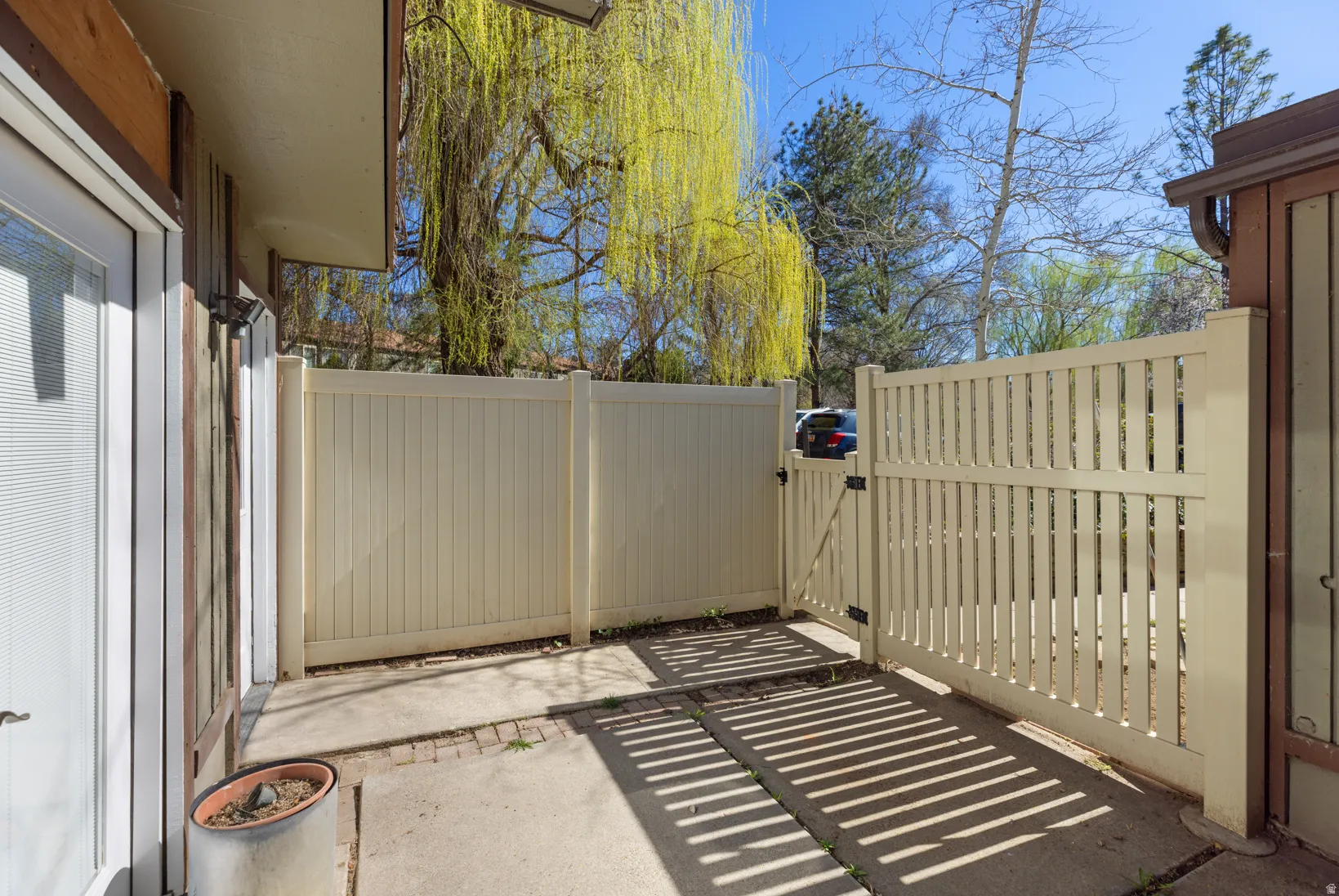 View of patio / terrace featuring a gate