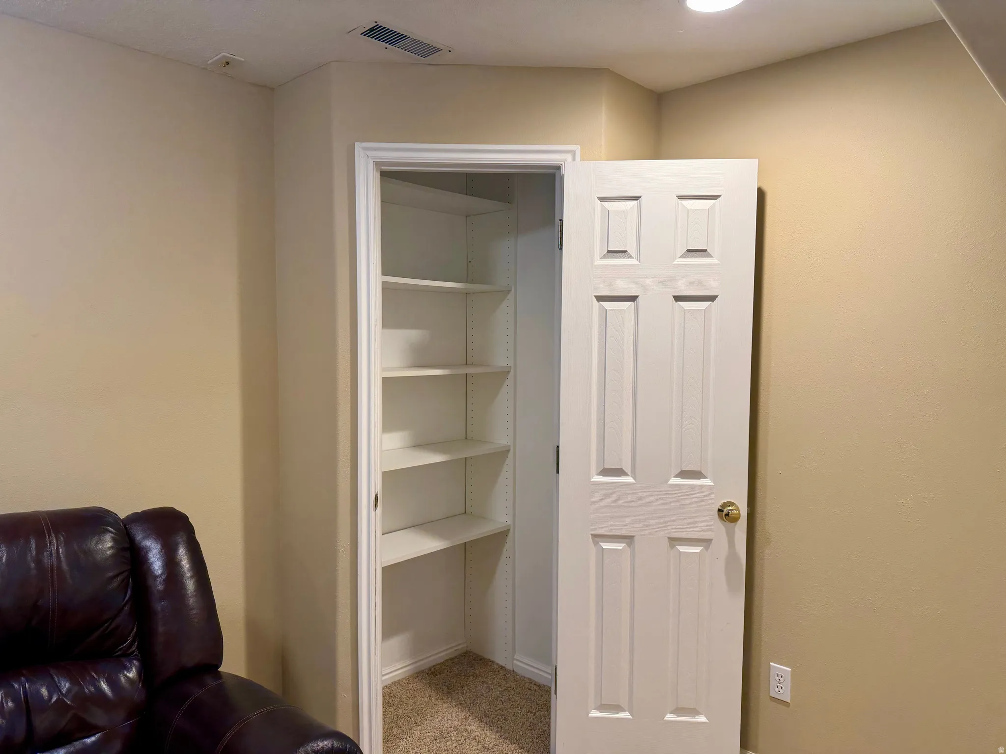 Game closet to easily organize your entertainment