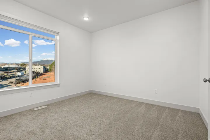 458 E Depot St, Clearfield, Utah 84015