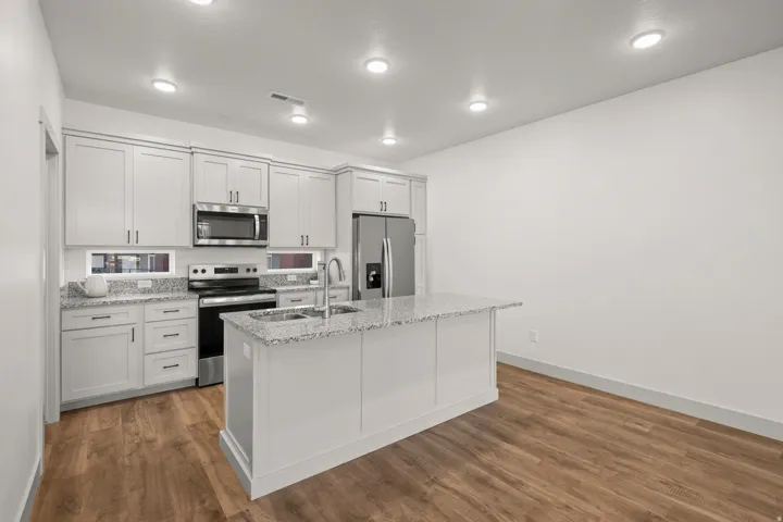 458 E Depot St, Clearfield, Utah 84015