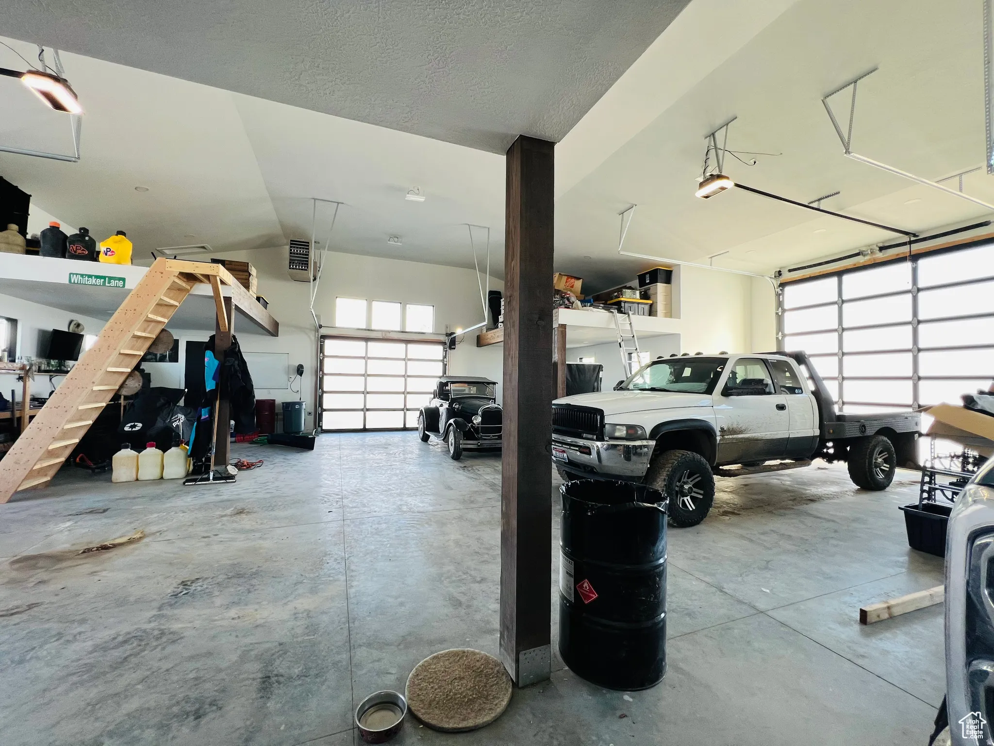 Garage with a heating unit