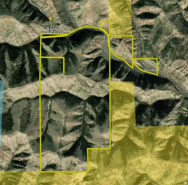 Property Boundary Map. Illustrating the property's geographical limits and surrounding terrain