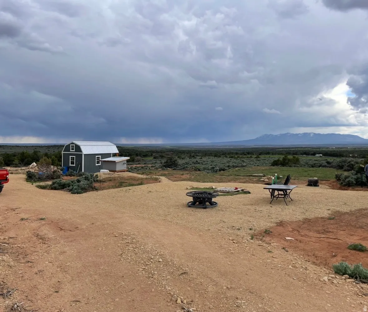 Bunkhouse and firepit area, parking