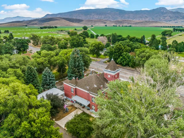 View from above of property featuring a mountain backdrop