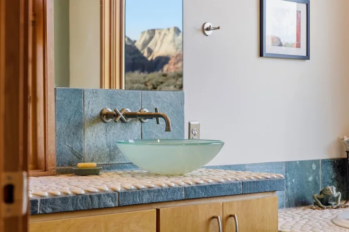 261 Valley View Dr, Springdale, Utah 84767