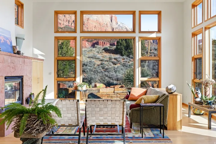 261 Valley View Dr, Springdale, Utah 84767