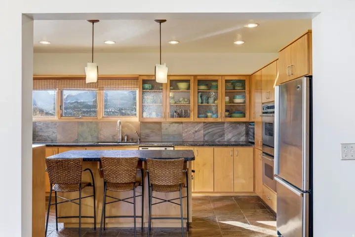 261 Valley View Dr, Springdale, Utah 84767