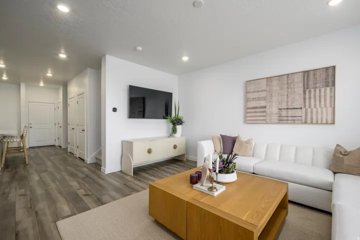 7529 S Topaz Sky Ln, West Jordan, Utah 84081