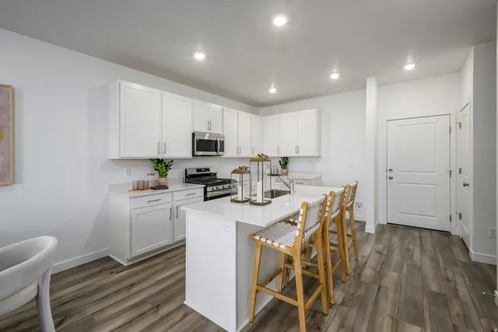 7529 S Topaz Sky Ln, West Jordan, Utah 84081