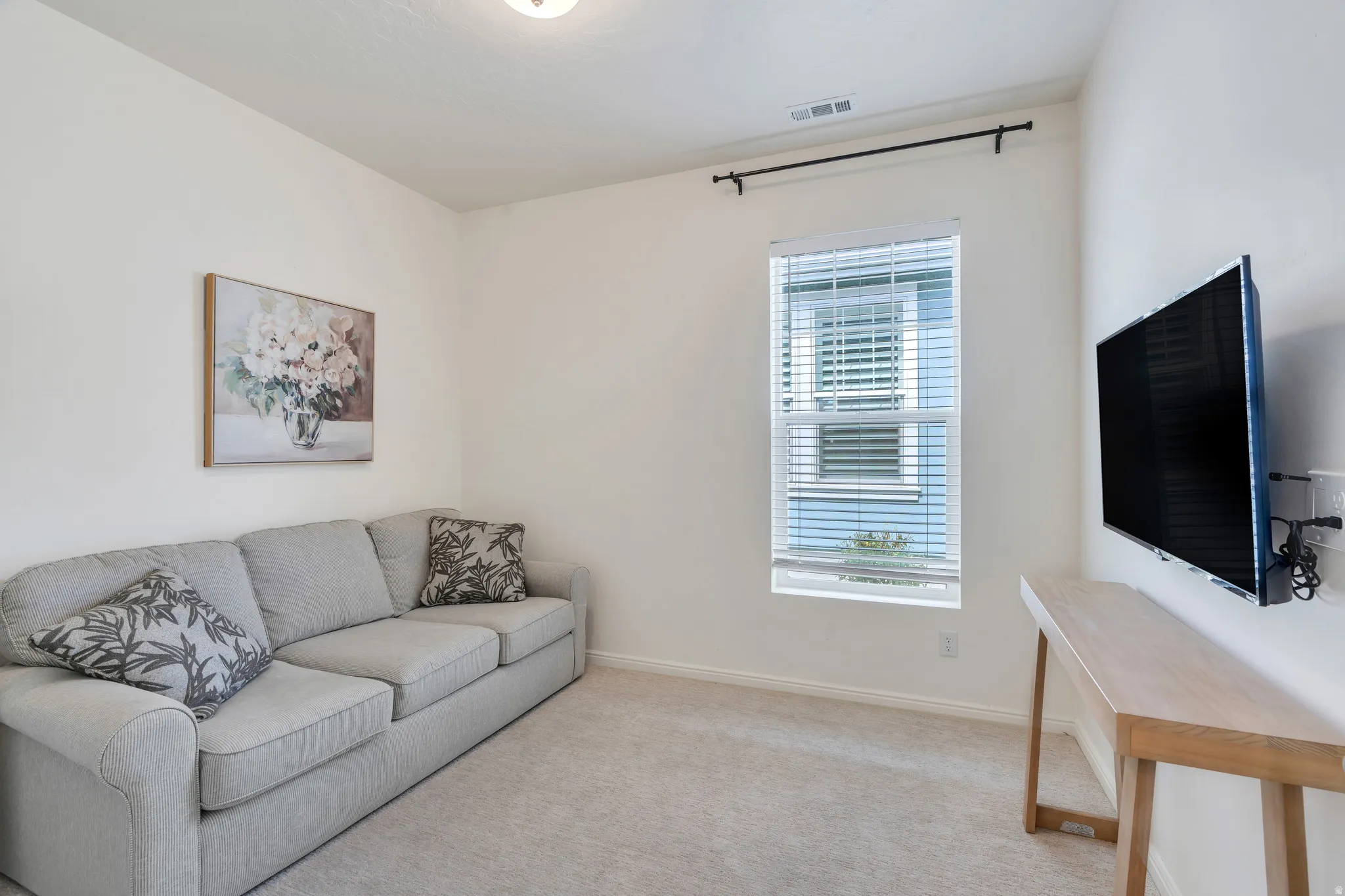 Perfect space for guests or a hobby room.