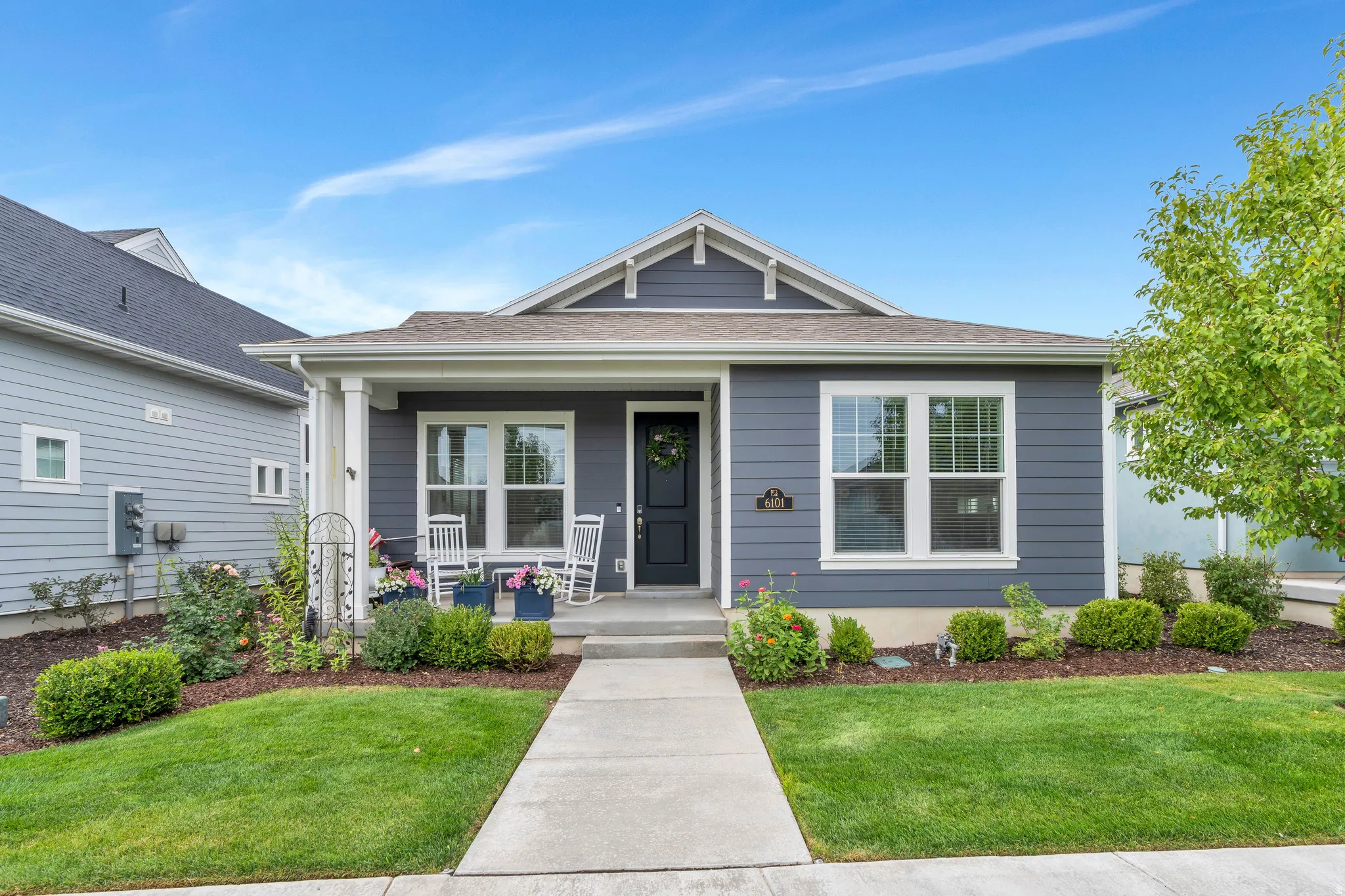 Enjoy a beautiful yard without the work, the HOA maintains all the green space