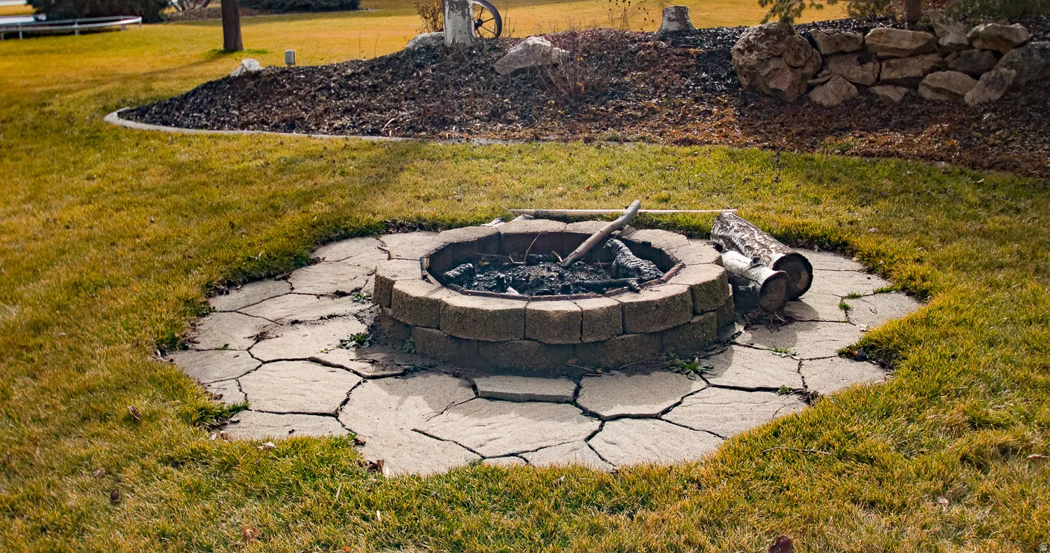 Exterior view of an outdoor fire pit