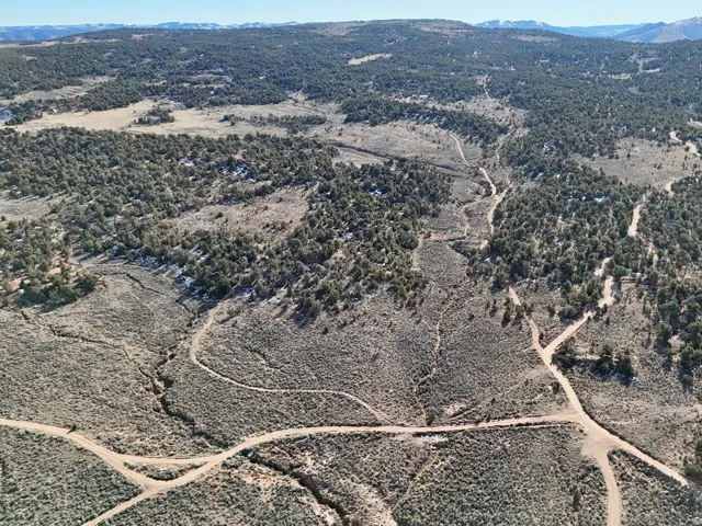 View of property location featuring a mountainous background