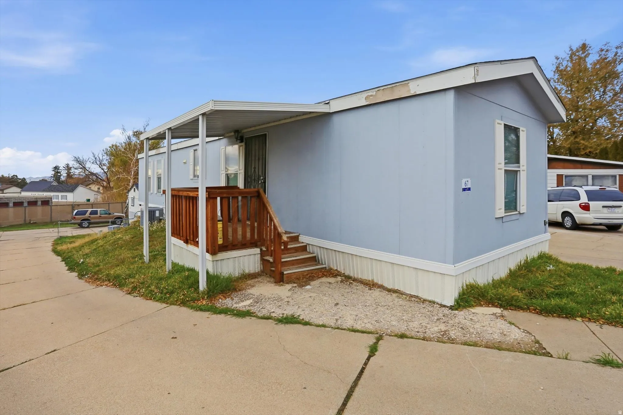 View of side of home