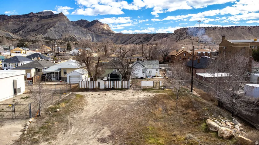 10 S 100 W, Helper, Utah 84526