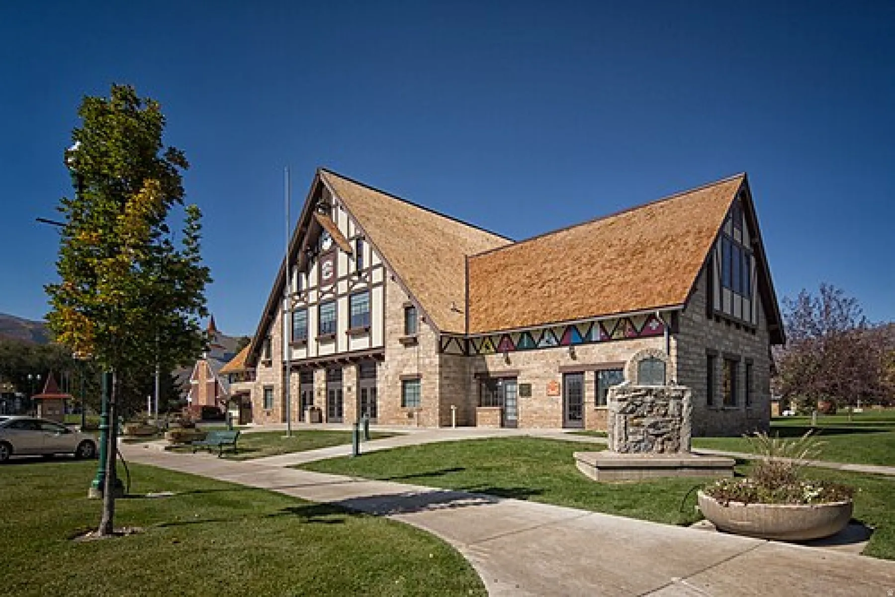 View of home's community