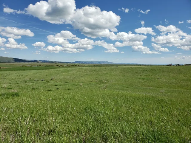 View of nature with rural landscape and mountains