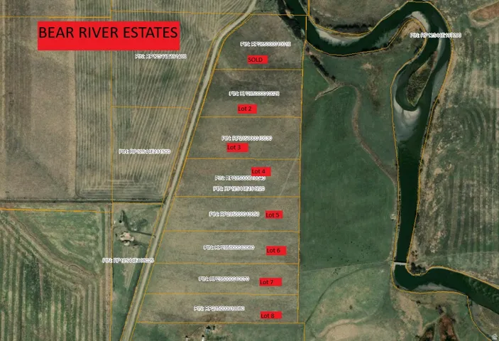 Aerial map of property and surrounding area
