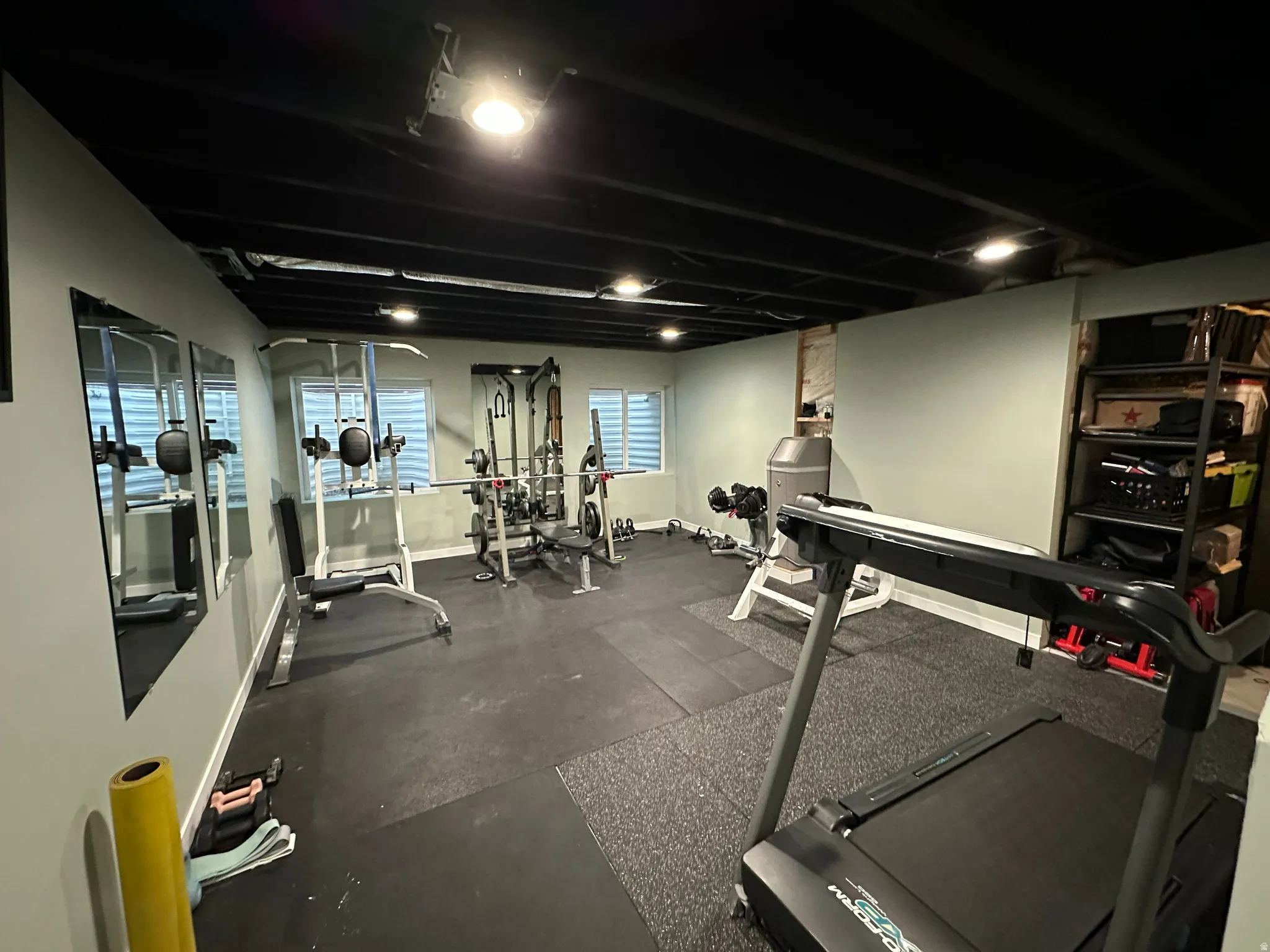 Exercise room with rubber flooring