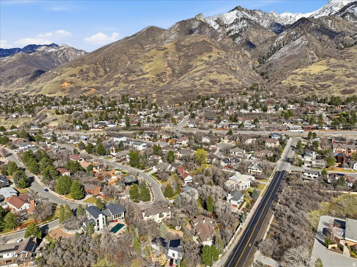Aerial view of residential area with mountains