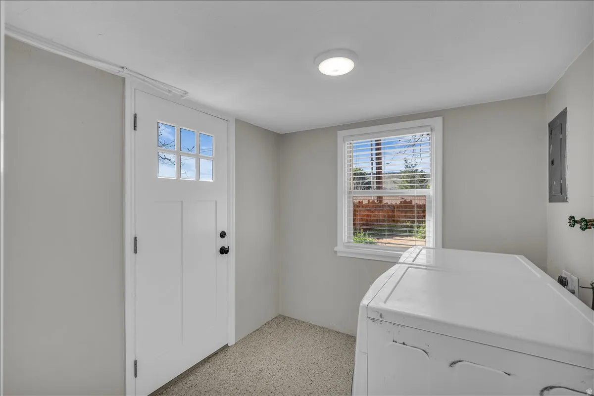 Basement unit laundry