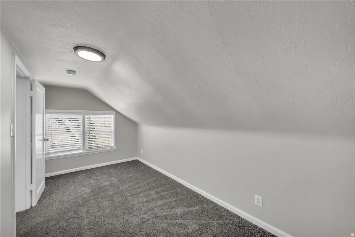 Upstairs unit bedroom 3