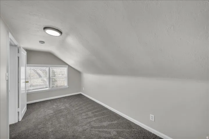 Upstairs unit bedroom 3