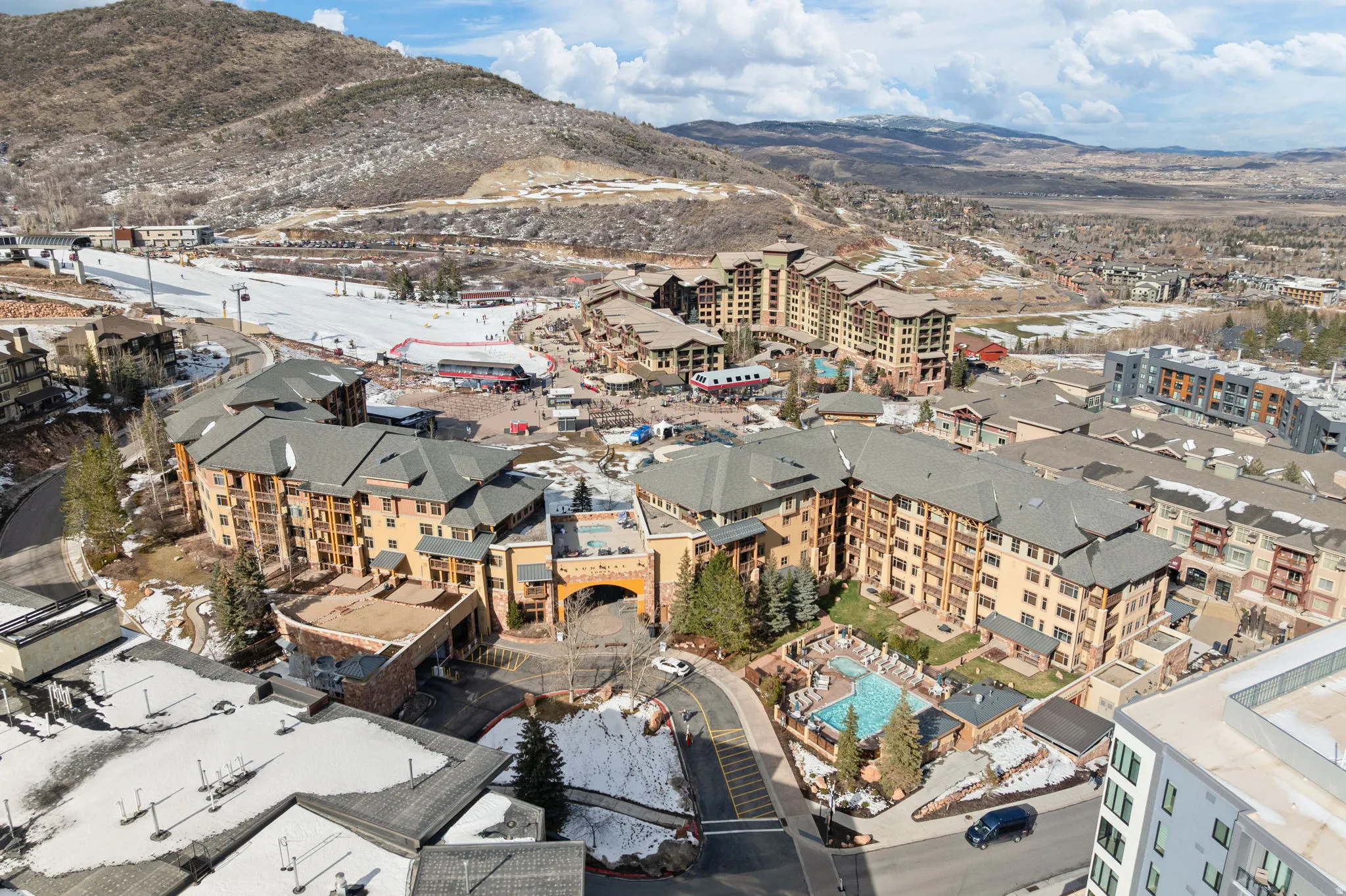 View of property location with mountains