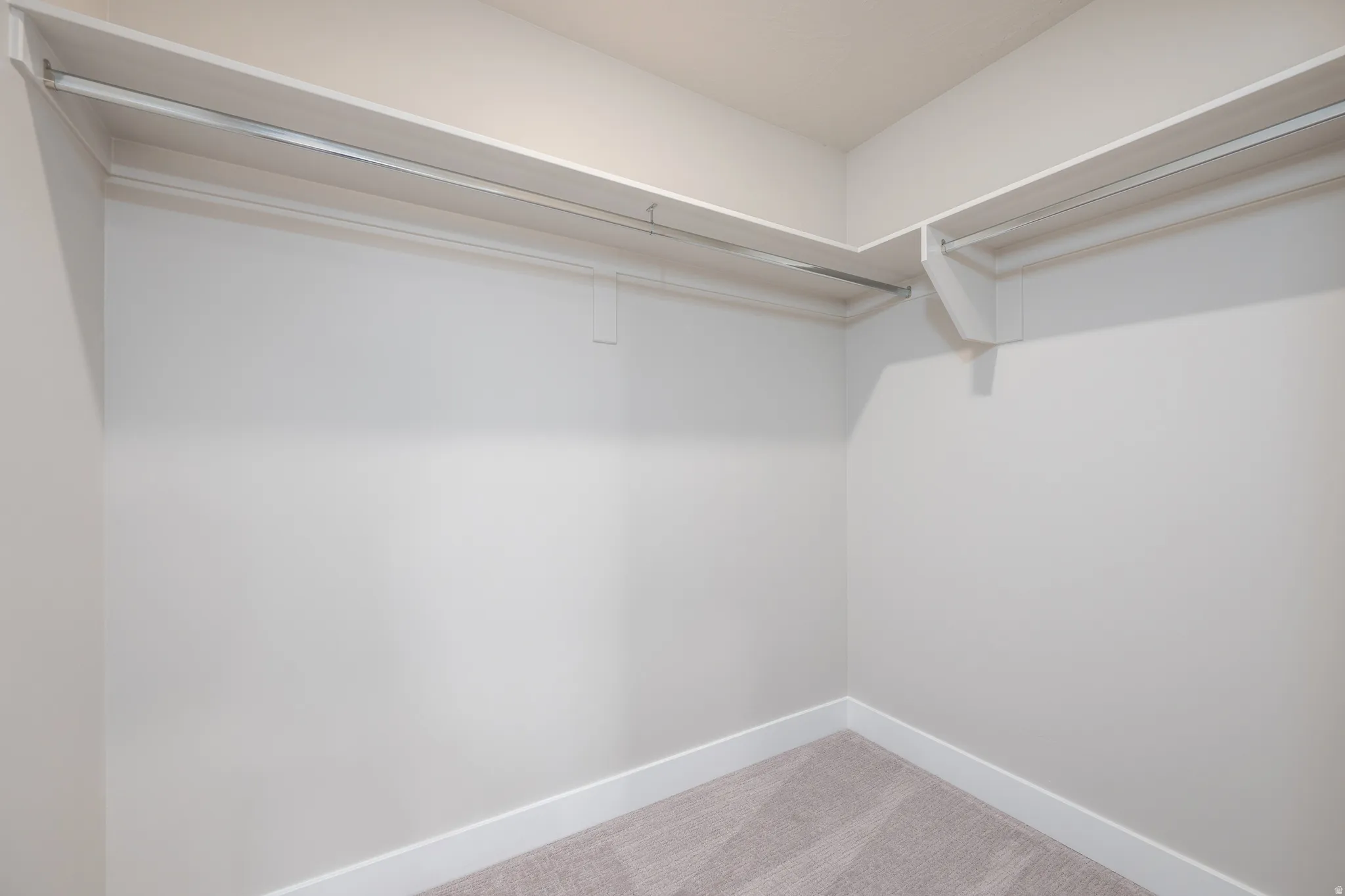 *Photo of similar unit