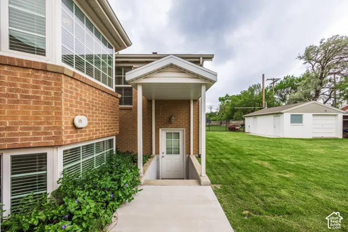 3404 S 2130 E, Salt Lake City, Utah 84109