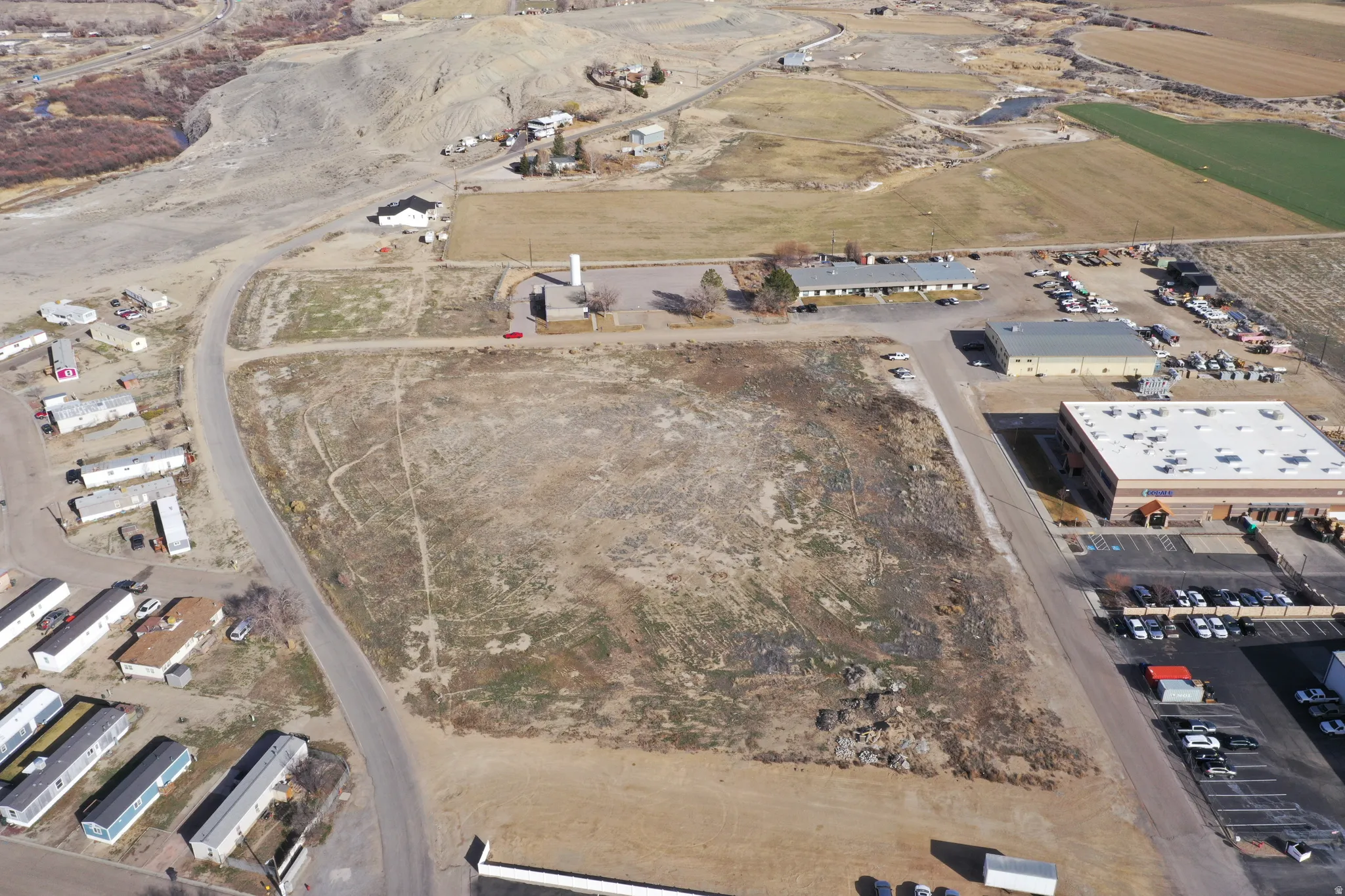 Aerial overview of property's location