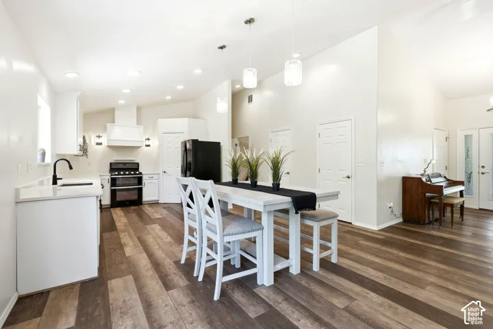 Kitchen area.