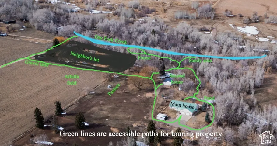 Aerial overview of property's location featuring property boundaries highlighted