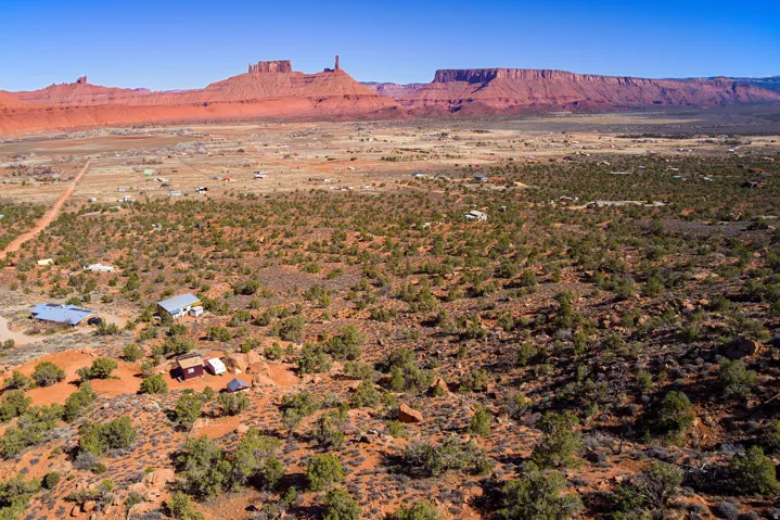 95 Bailey Ln, Castle Valley, Utah 84532