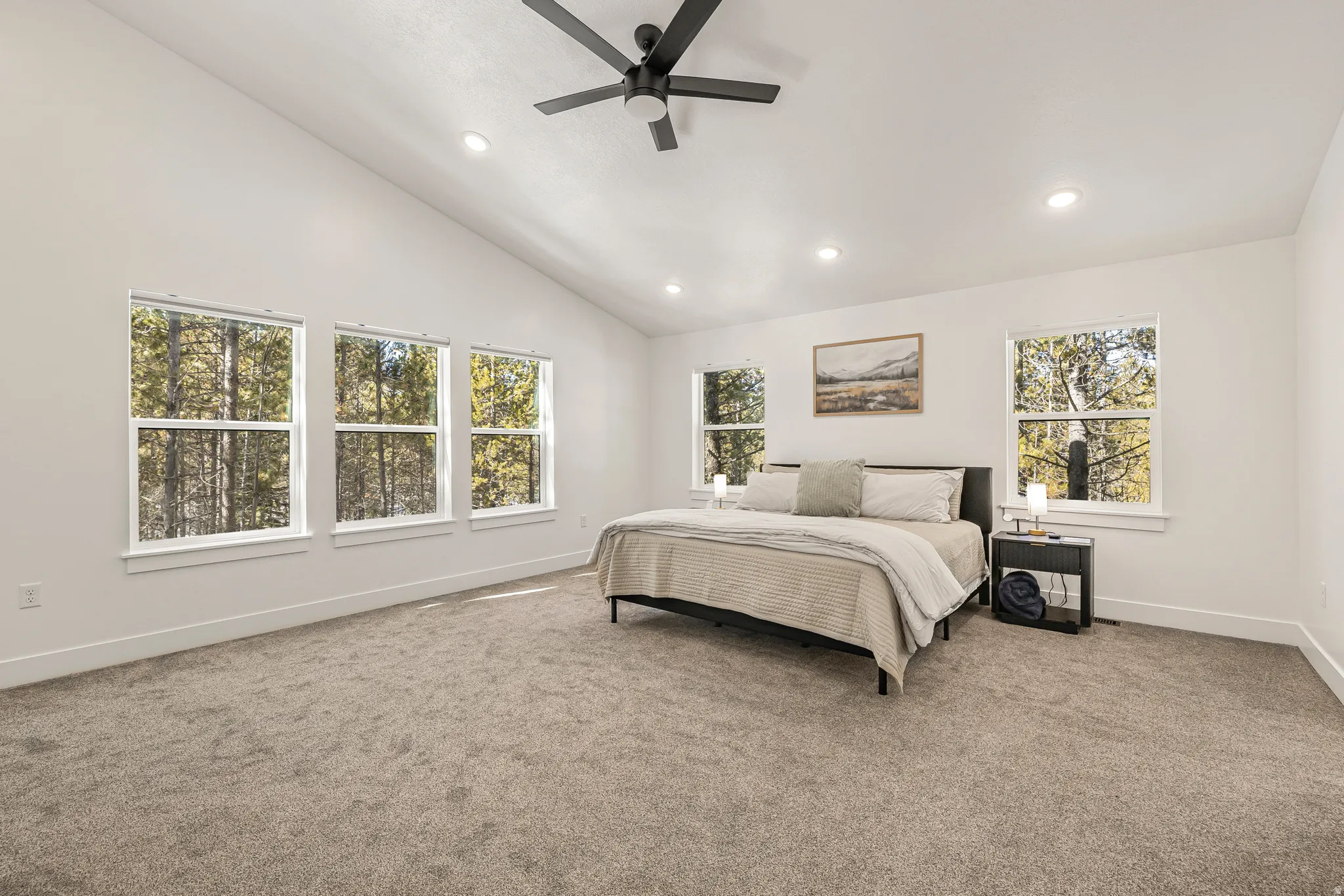 Bedroom featuring carpet floors, a ceiling fan, lofted ceiling, and recessed lighting