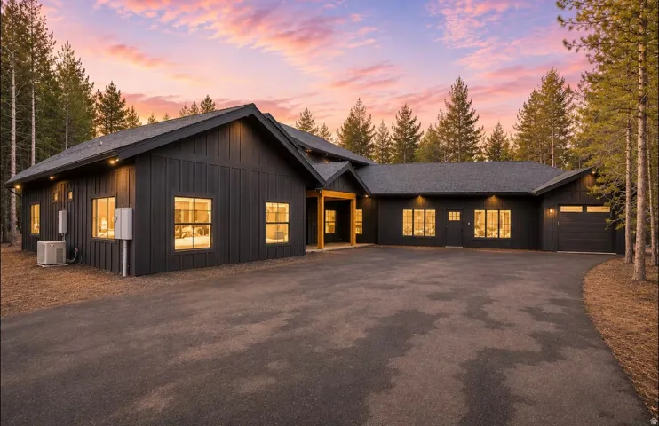 3650 Redtail St, Island Park, Idaho 83429