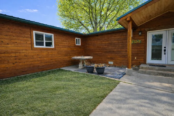 1084 W 2000 N, Vernal, Utah 84078