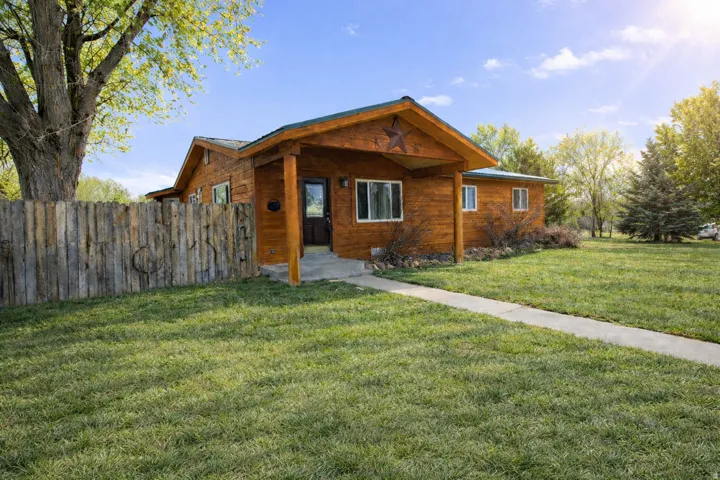 1084 W 2000 N, Vernal, Utah 84078