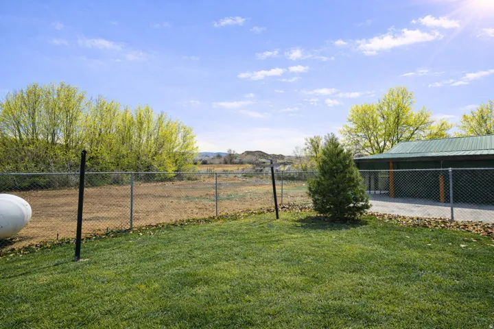 1084 W 2000 N, Vernal, Utah 84078