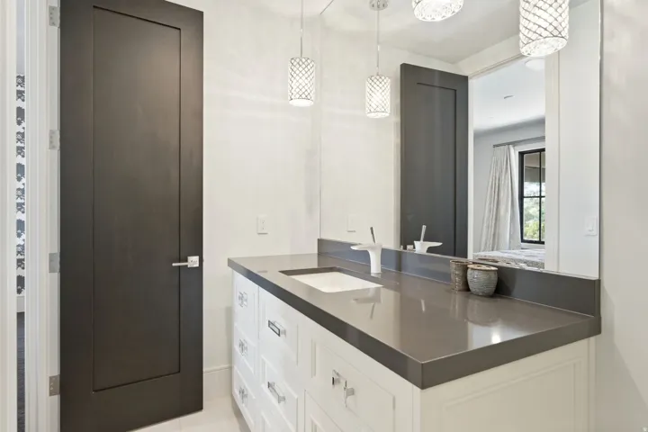 717 W Moose Hill Rd, Park City, Utah 84098